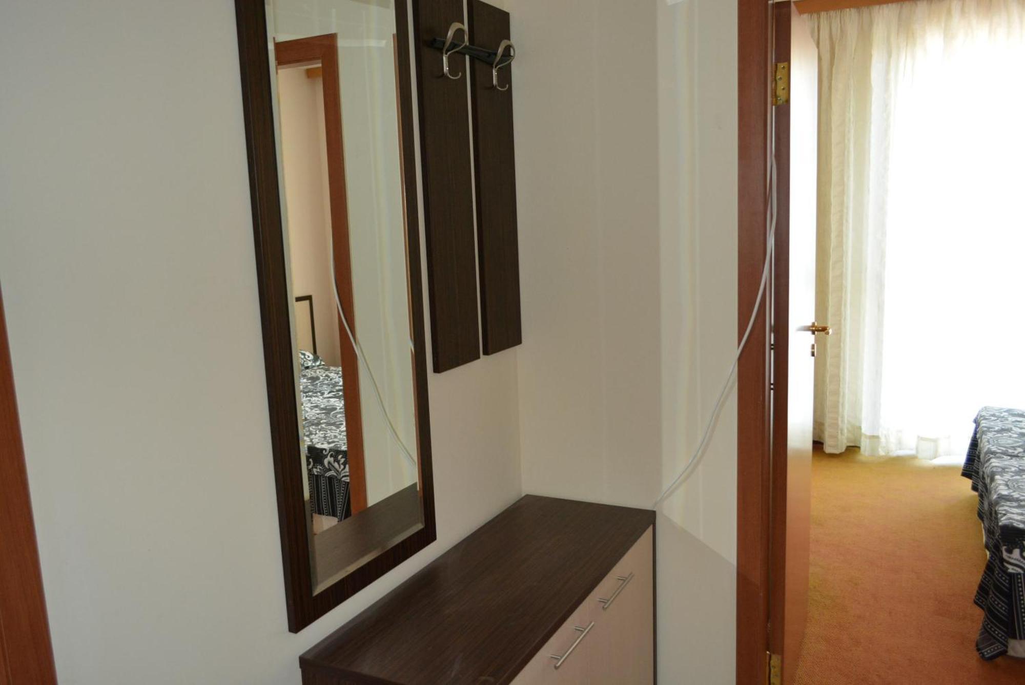 Apart Complex Amphora Palace Golden Sands Room photo